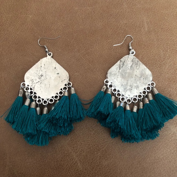 Mirror tassel earrings - Picture 4 of 4